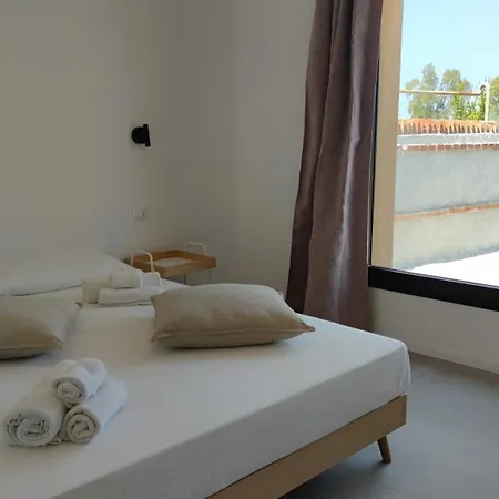 Casa Di Pino 別荘 チェファル